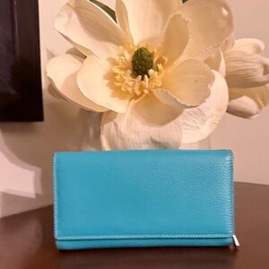 Vera Pelle Turquoise Wallet